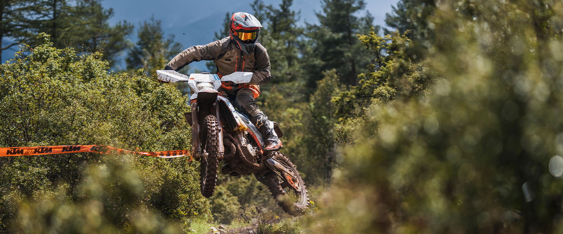 KTM_enduro_carrousel_01